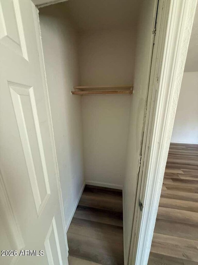 Building Photo - 1258 E 15th St