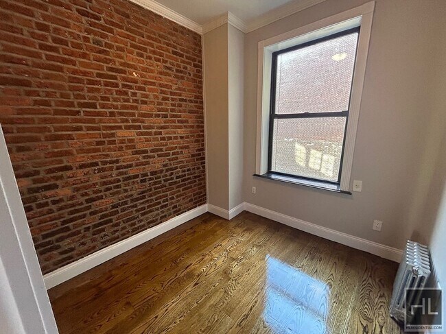 Primary Photo - Prince Street