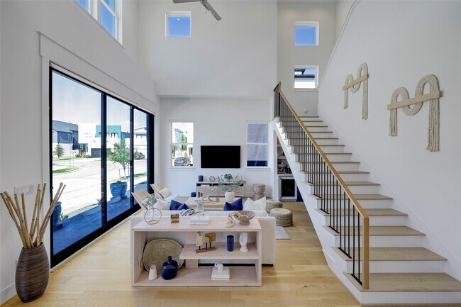 Building Photo - 9809 Mocking Bird Hill Ln