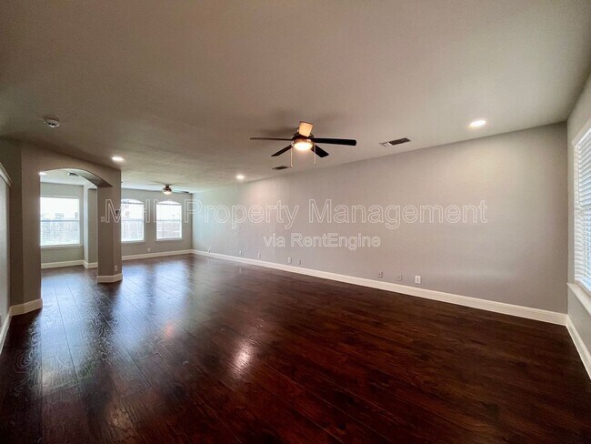 Building Photo - 8734 Snow Goose