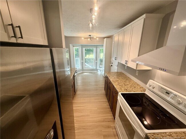 Building Photo - 6720 St Julian Way
