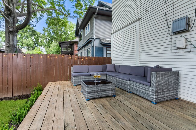 Building Photo - 3938 McGee St