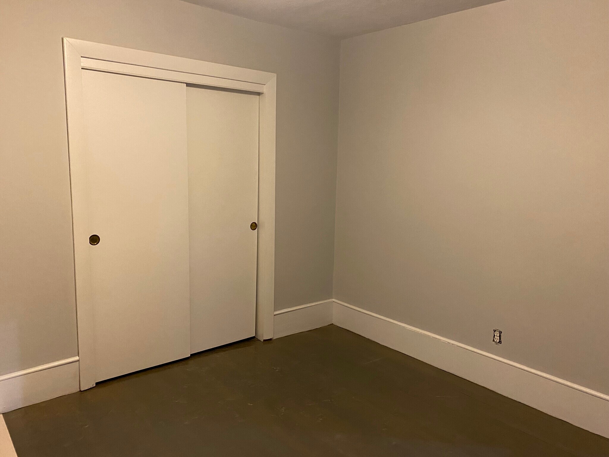 Bedroom 1 - 92 Walnut St