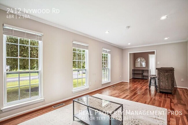 Building Photo - 2412 Ivywood Rd