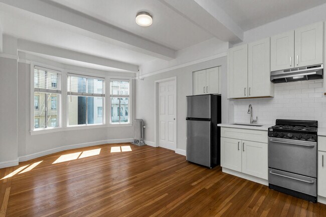 Building Photo - 455 Hyde