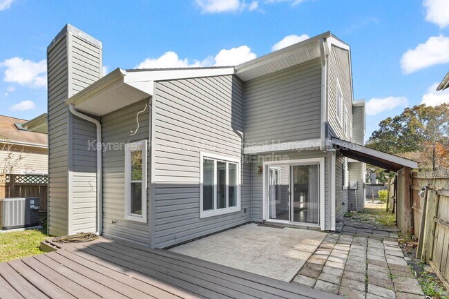 Building Photo - 5408 Chatham Lake Dr