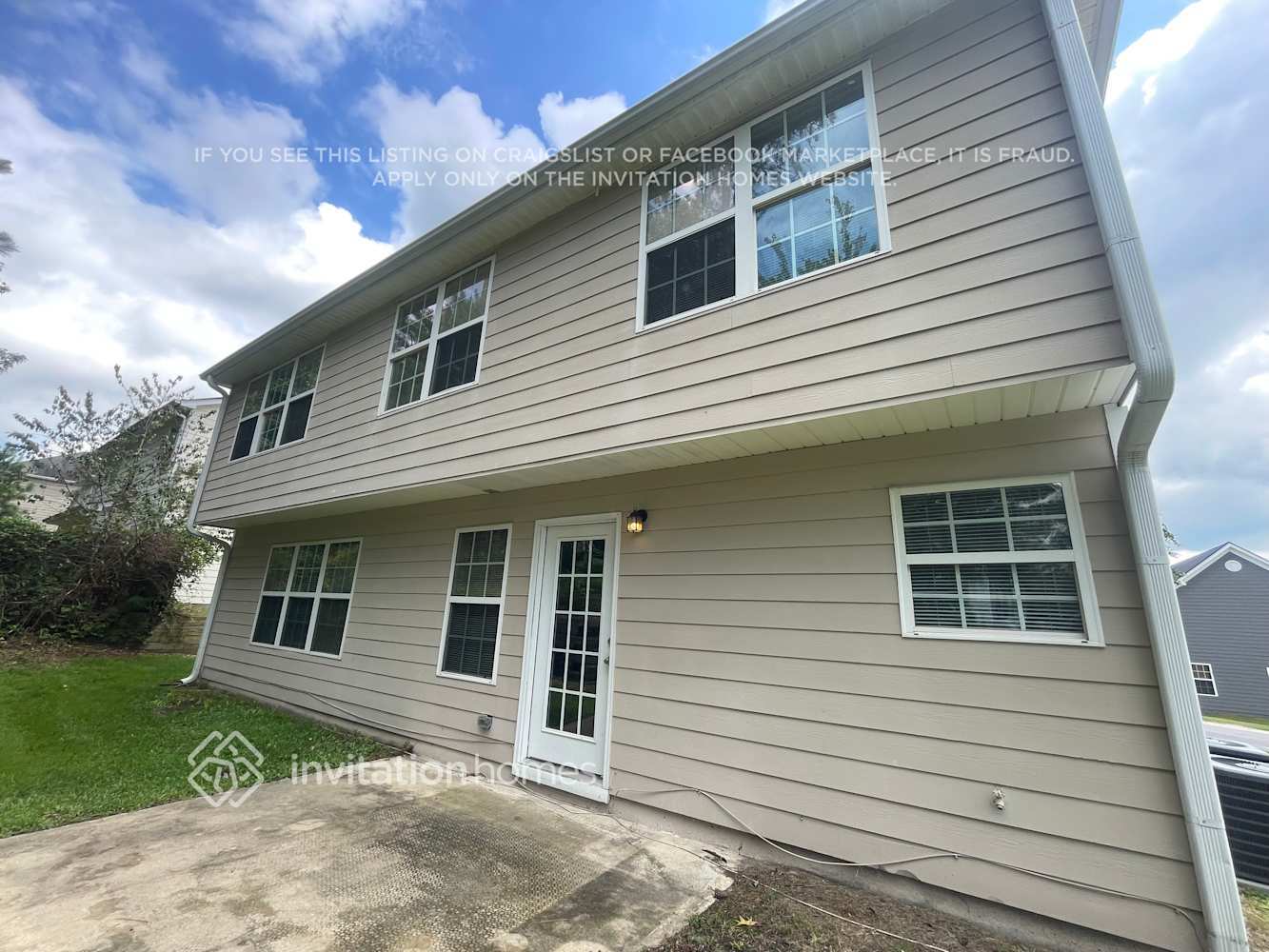Building Photo - 556 S Fortune Way