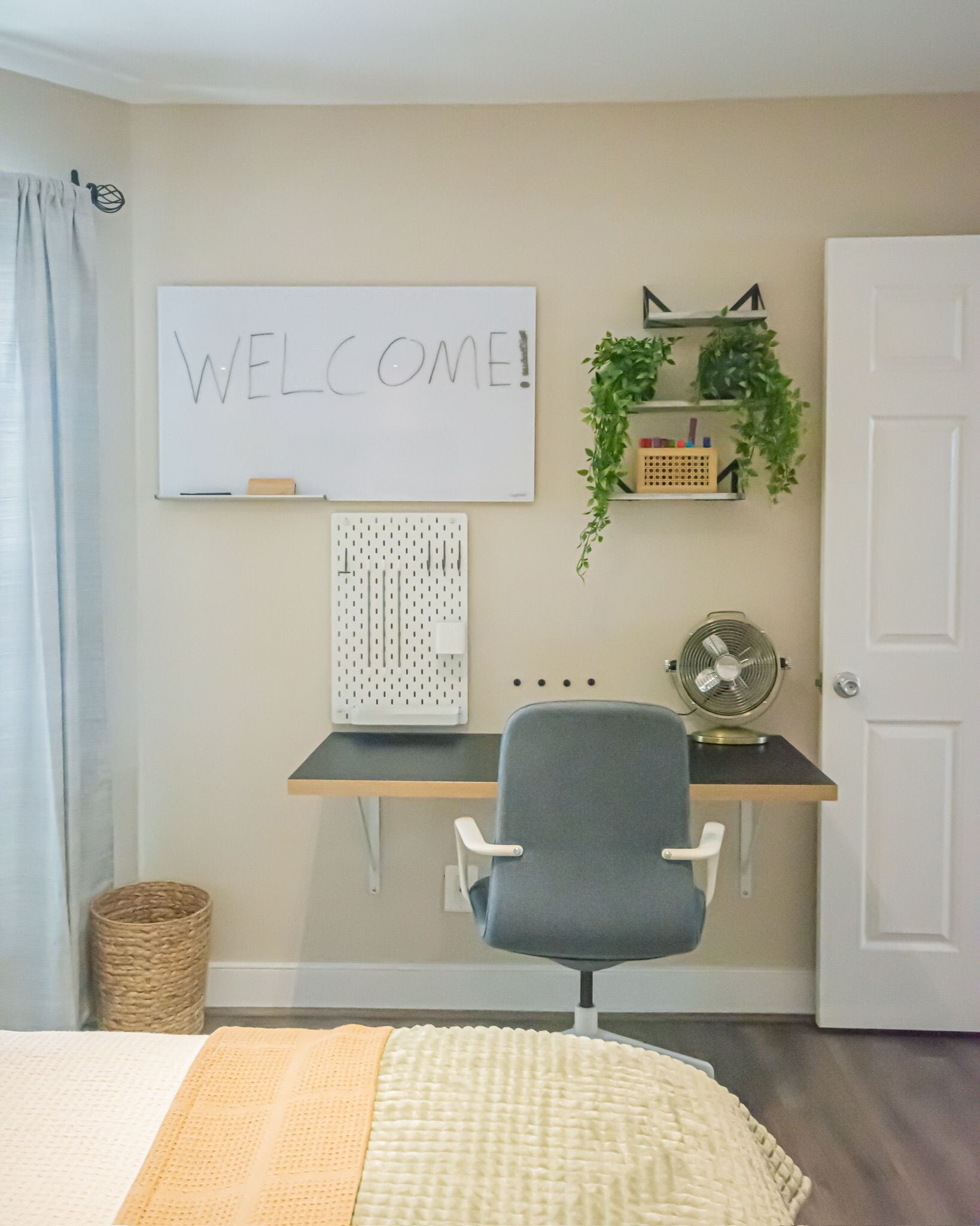 Building Photo - 1504 Lincoln Way