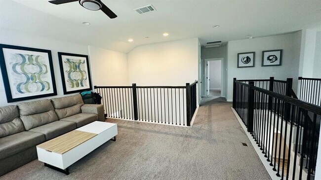 Building Photo - 388 Pisa Ln
