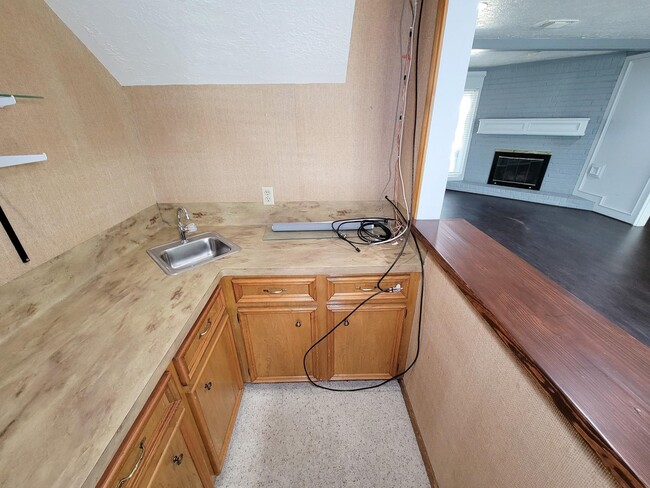 Building Photo - 17326 Ponderosa Pines Dr