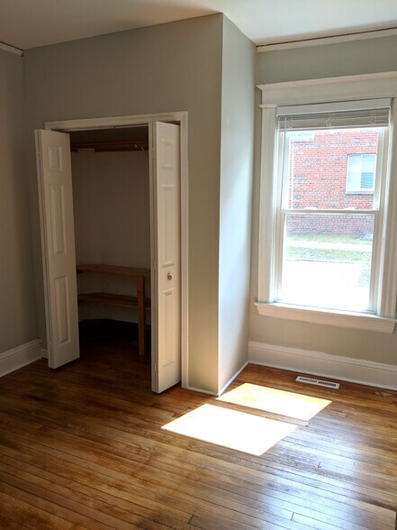 Bedroom 3 - 32 Pawling Avenue