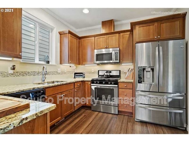 Building Photo - 5032 SW 207th Pl