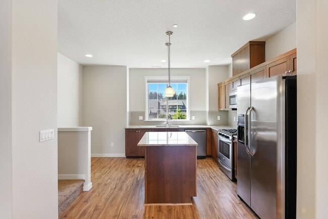 Building Photo - Beautiful 2-Bedroom, 2.5-Bath Townhome wit...