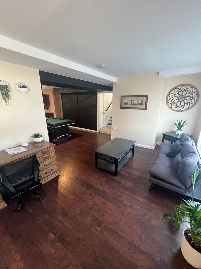 Building Photo - 239 N Derby Ave