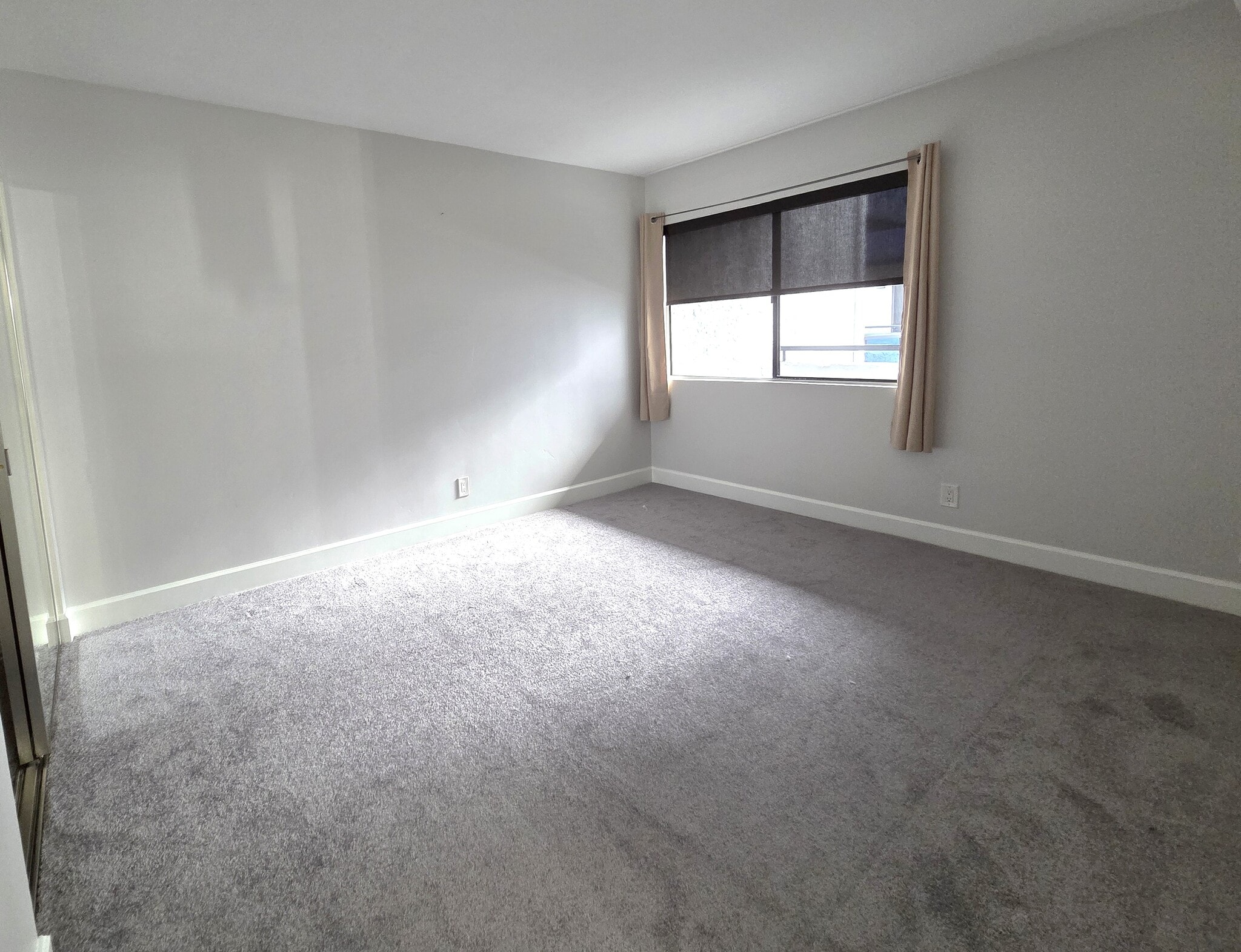 Bedroom No. 1 - 10982 Roebling Ave