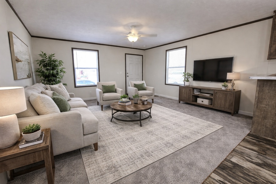 Building Photo - 1319 W Plum St