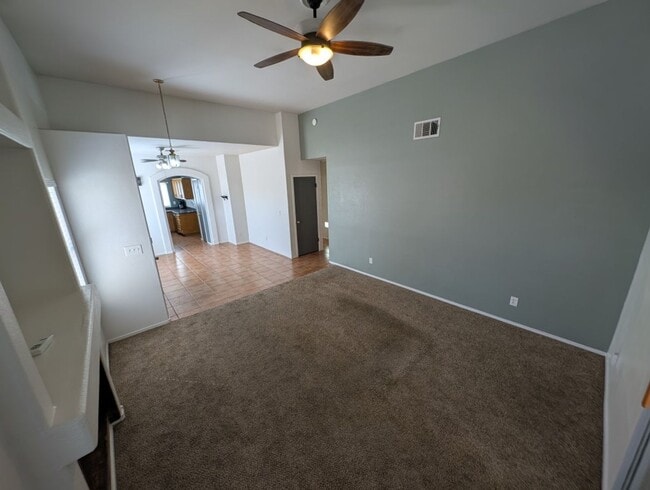 Building Photo - 8000 Revolver Ave