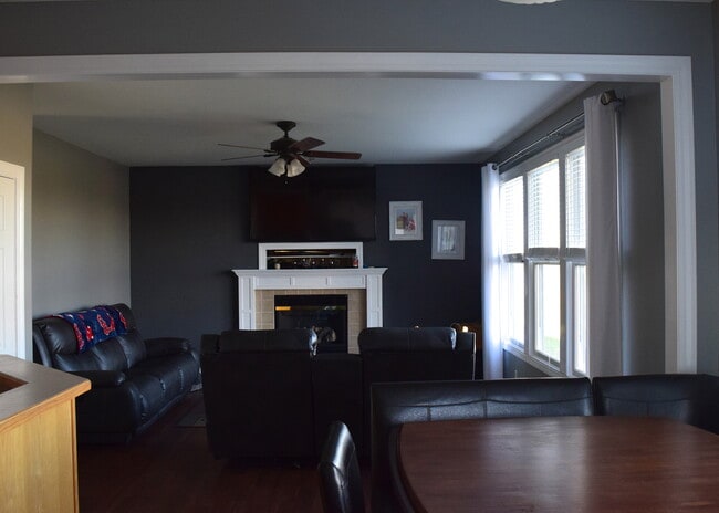 Building Photo - 22350 S jefferson street