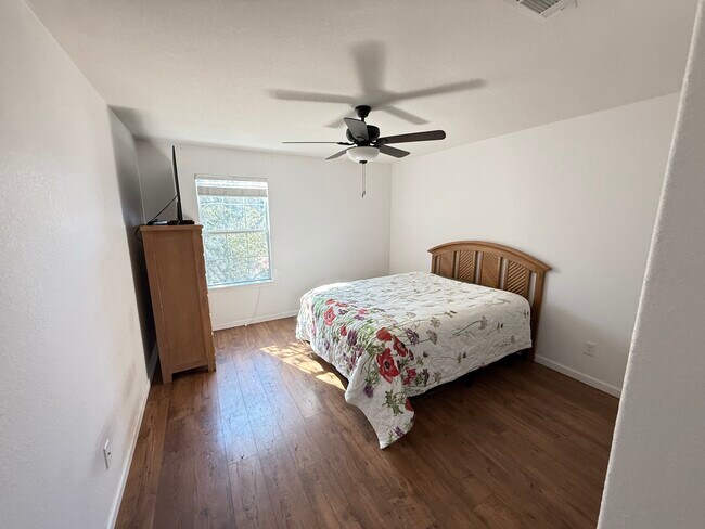 Building Photo - 16206 Raceway Downs