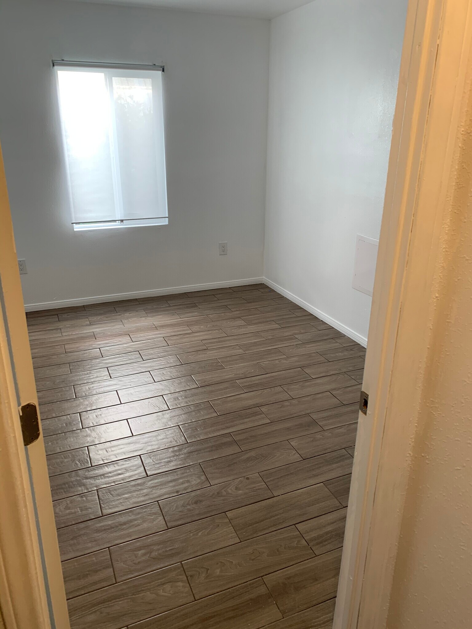 2nd Bedroom (also works as Office/Music Studio/Fitness Rm) - 526 Brooks Ave
