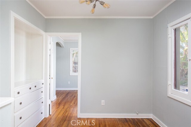 Building Photo - 453 E Sacramento St