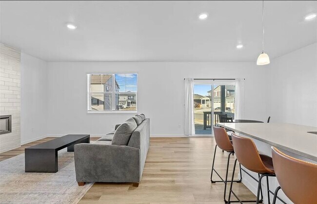 Building Photo - Berthoud Home