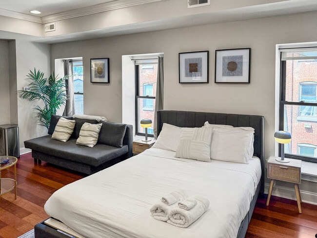 Building Photo - 1149 N 3rd St