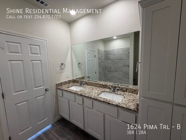 Building Photo - 1624 Pima Trail