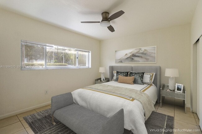 Building Photo - 1185 Marseille Dr