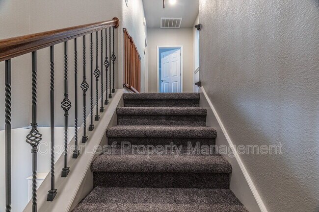 Building Photo - 9107 Los Sonoma Rio