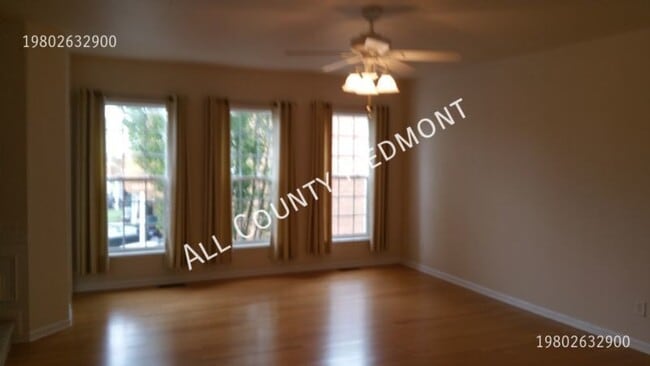 Building Photo - 10331 Winslet Dr