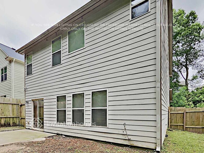 Building Photo - 408 Sheila Wy