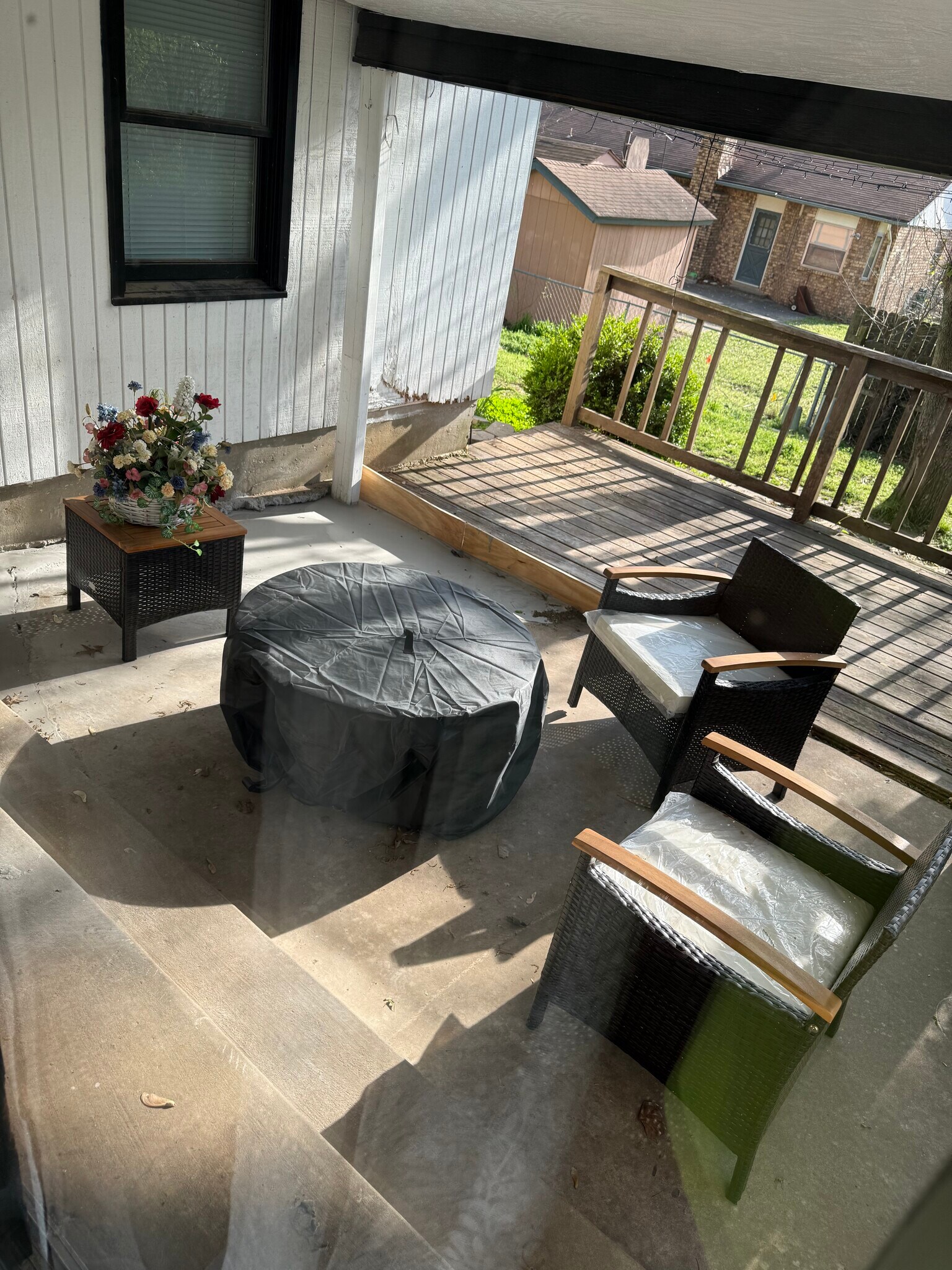 Building Photo - 1408 N Juniper Ave