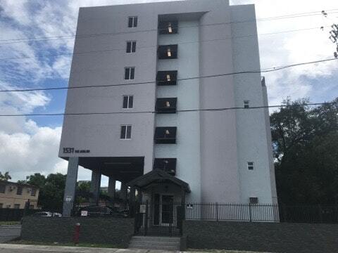 Building Photo - 1531 Northwest 16th Avenue, Unit 204