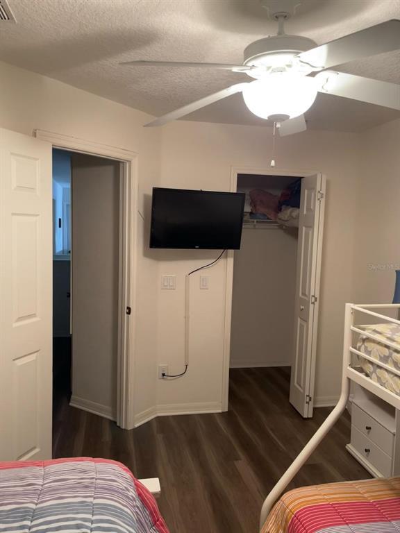 Building Photo - 1010 Tourmaline Dr