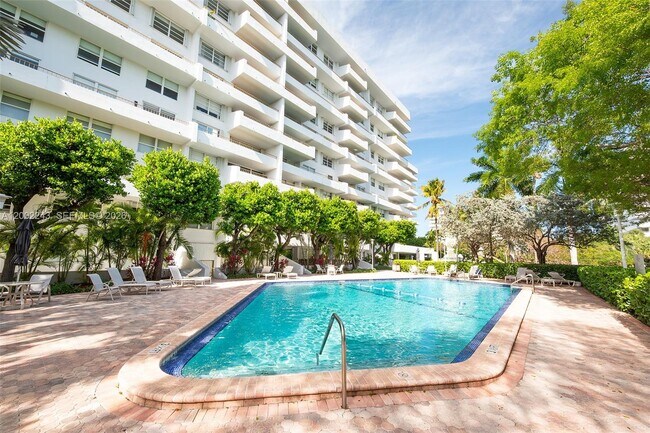 Building Photo - 155 Ocean Ln Dr