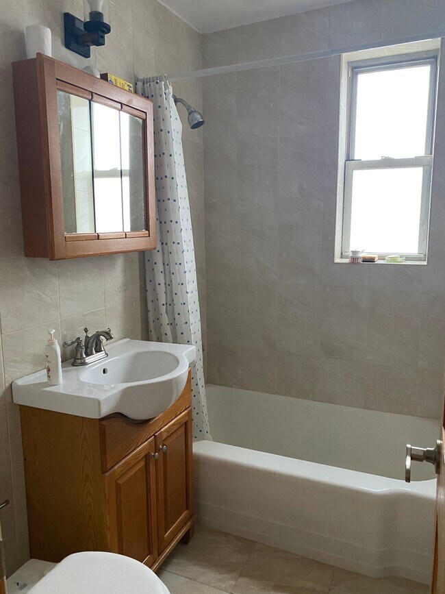 Building Photo - 3165 Nostrand Ave