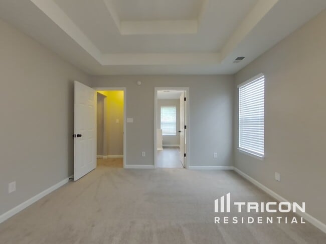 Building Photo - 4946 Martin Farms Rd