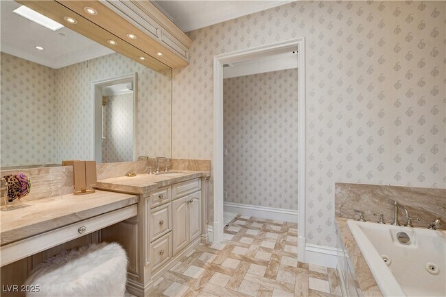 Building Photo - 11 Sable Ridge Ct