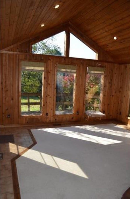 Building Photo - 4444 Coe Rd