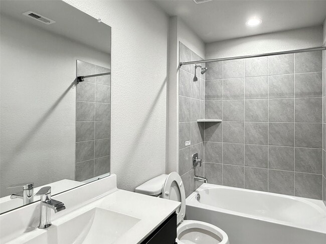 Building Photo - 29735 Cayenne Cir