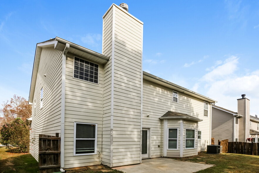 Building Photo - 4235 Fourth Rail Ln