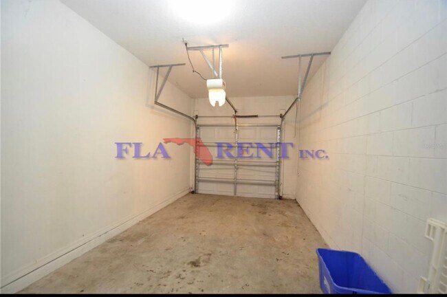 Building Photo - **Beautiful 2 bed, 2 bath Townhome in Magn...