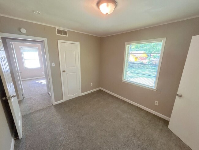 Building Photo - 2158 Pueblo Ave