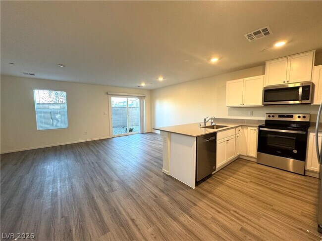 Building Photo - 9932 Marigold Hls St