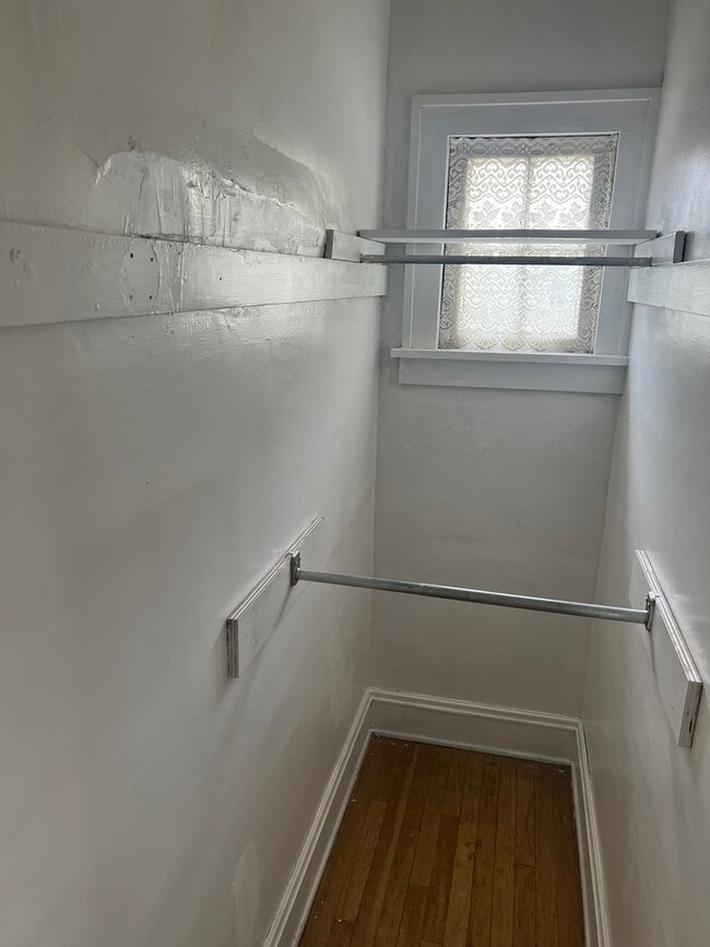 Building Photo - Charming Cleveland Heights Single Family Home