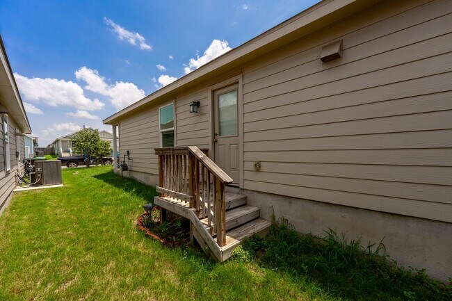 Building Photo - 4220 Revetment Way