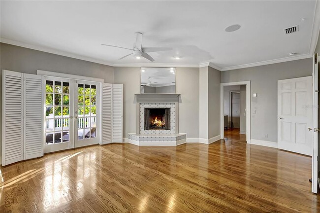 Building Photo - 6220 Bayshore Blvd