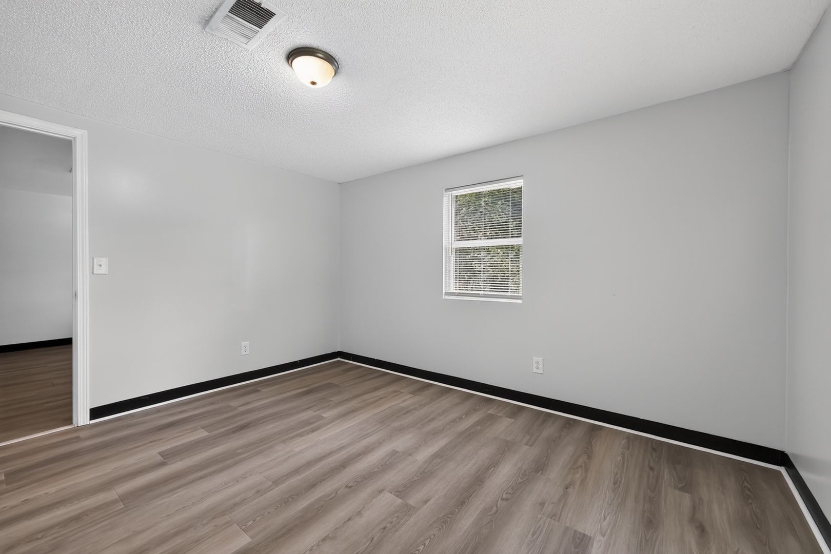 Building Photo - 1626 Telfair St Ln