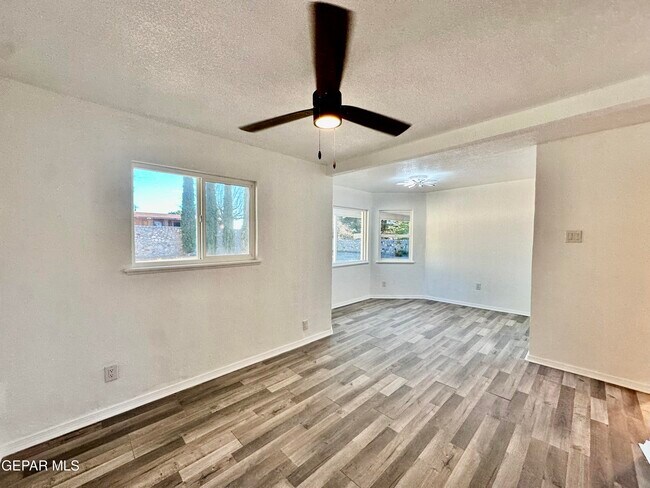 Building Photo - 6332 El Risco St